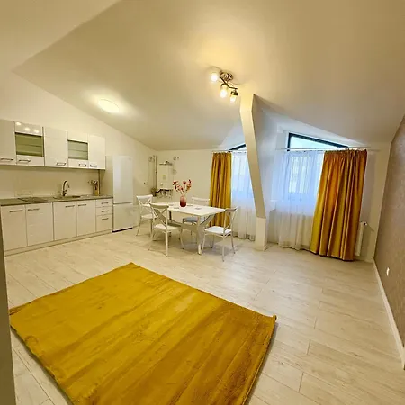 Residence 8 Deluxe Ploiesti Exterior photo