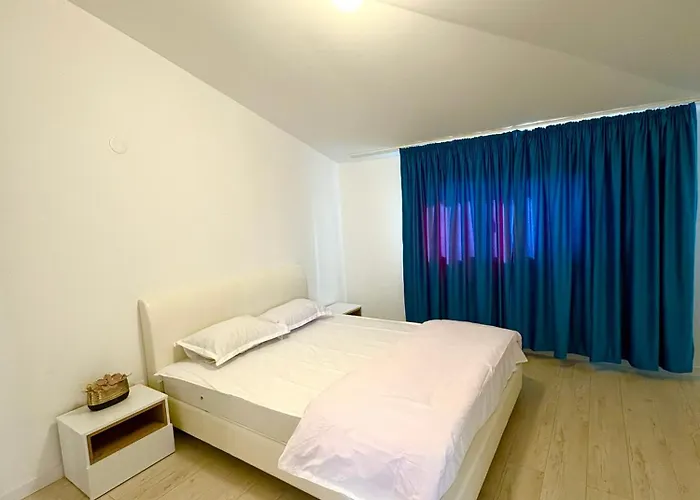 Residence 8 Deluxe